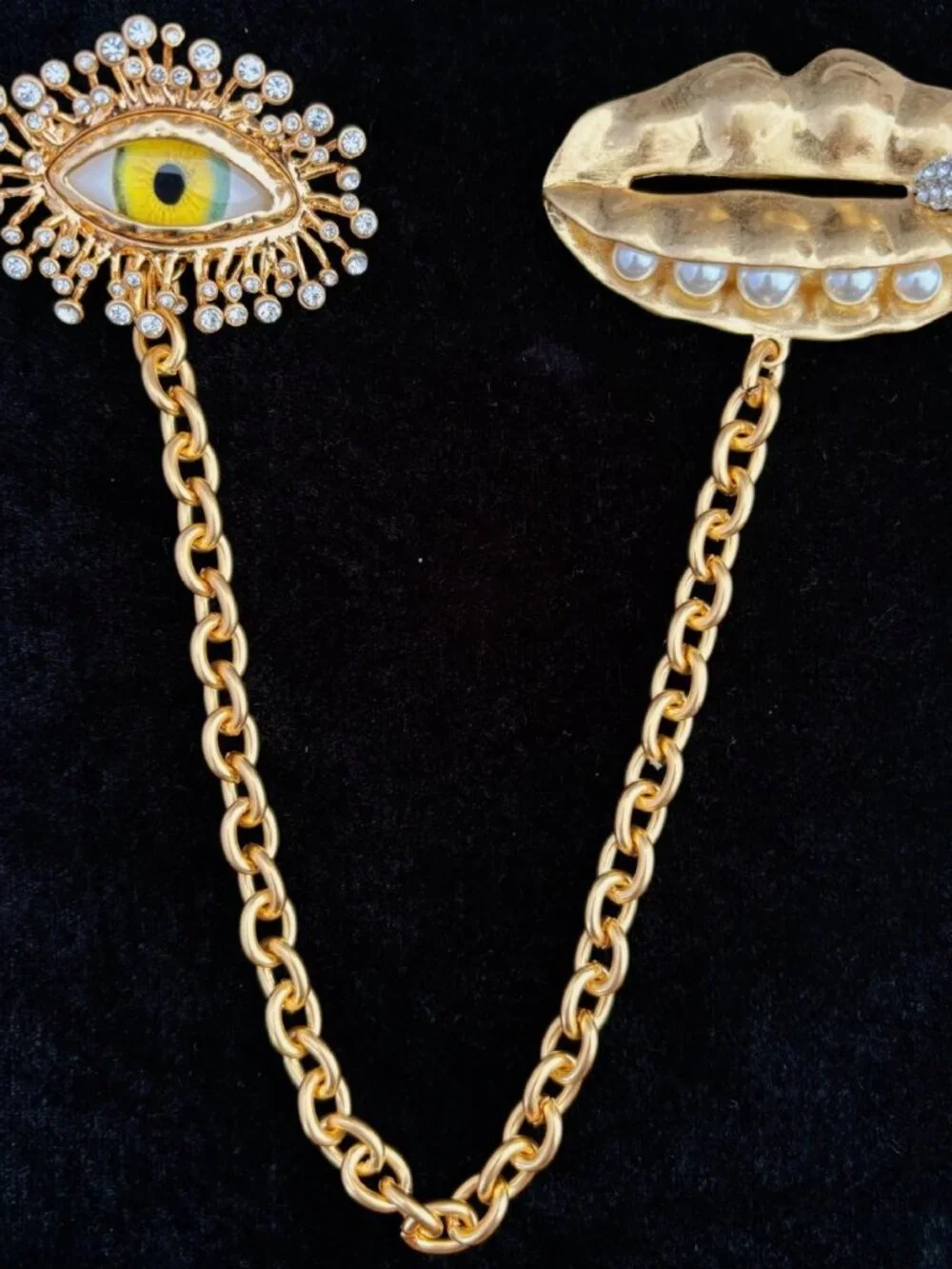 Schiaparelli Eye & Pea Clasp Chain Brooch